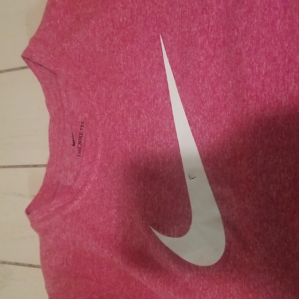Short sleeves shirt